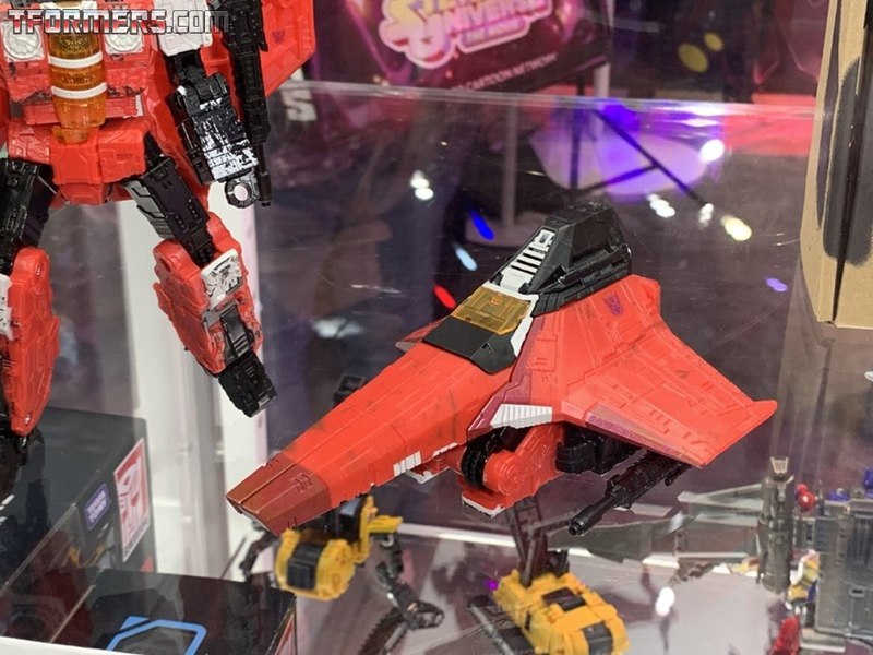 Sdcc 2019 Transformers Preview Night Hasbro Booth Images  (39 of 130)